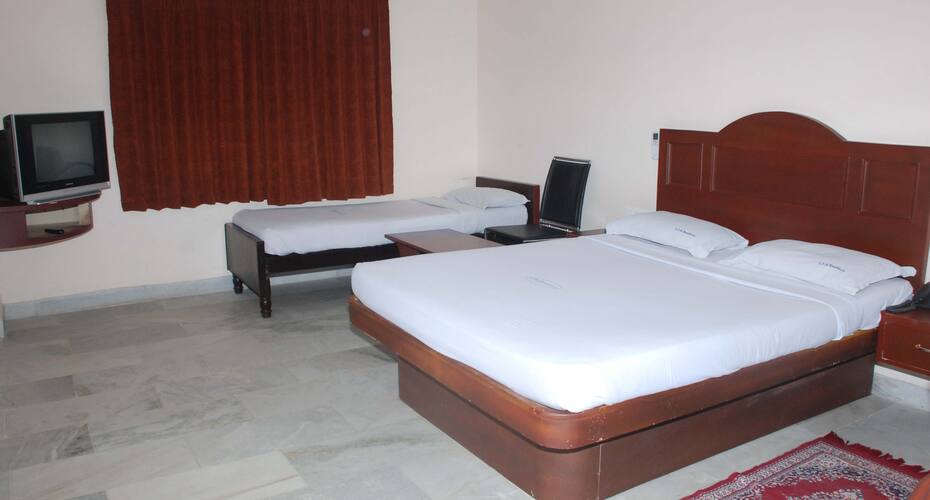 Hotel VPN Residency, Velankanni 5